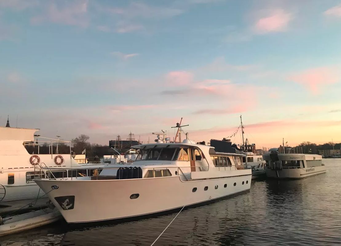 Boat charter stockholm  eleganta upplevelser i stad och skärgård